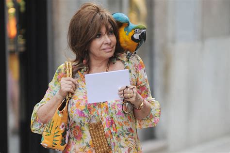 la vedova nera il caso gucci|Chi è Patrizia Reggiani vedova di Maurizio Gucci/ La .